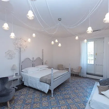 Hotel Palazzo Conti E 4*